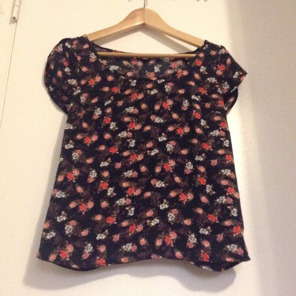 Guess Floral Blouse black/orange floral print.  XS - Picture 1 of 11
